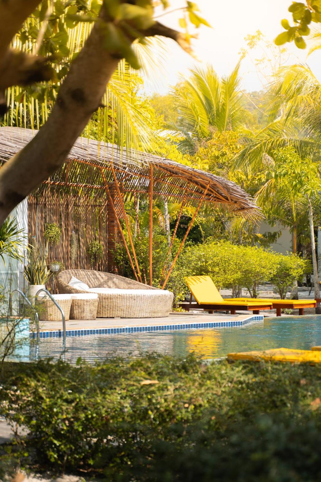 Long Set Resort Kaoh Touch Exteriér fotografie